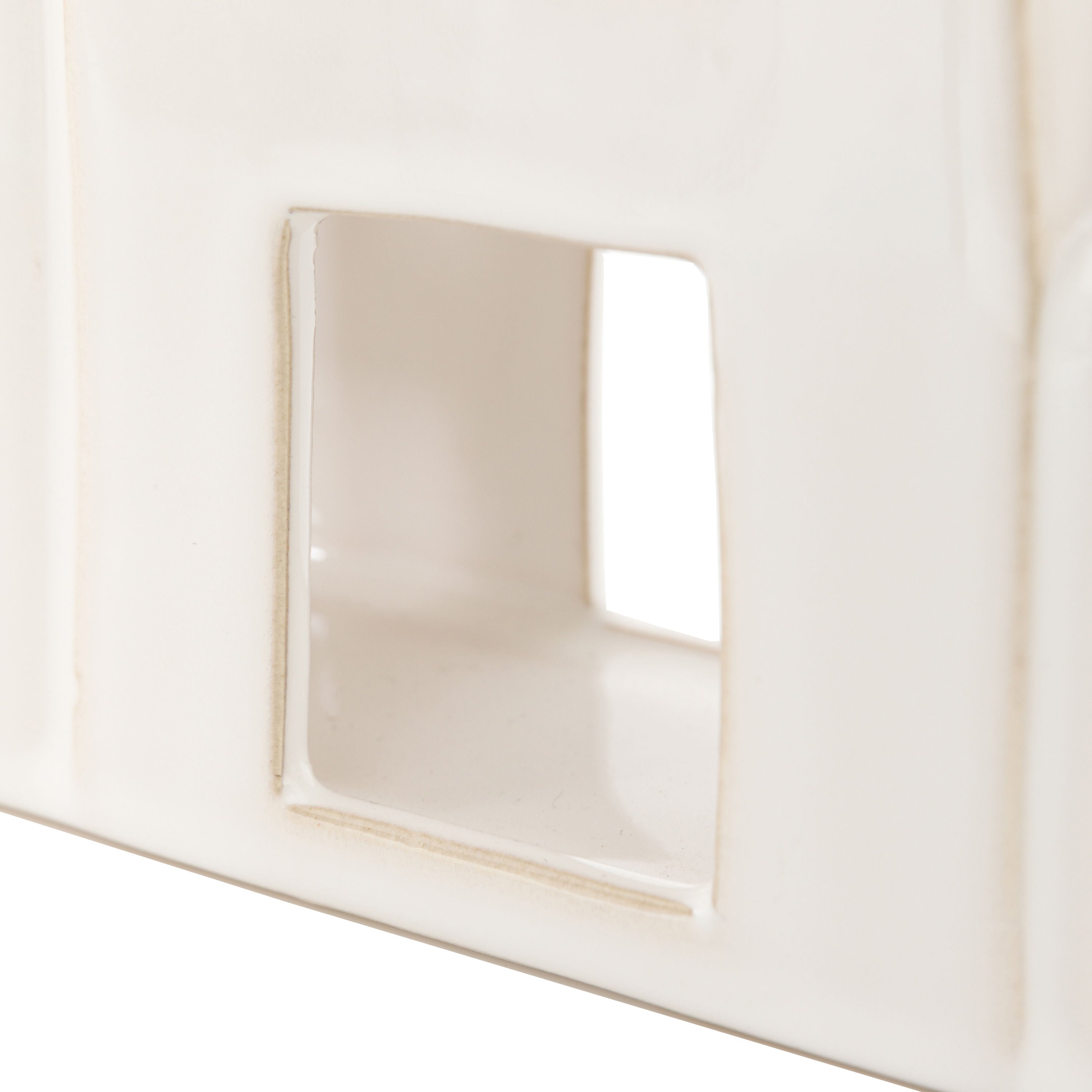 Pearly White Houses Tealight Holder